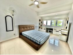 Charlton Park (D19), Semi-Detached #609633631